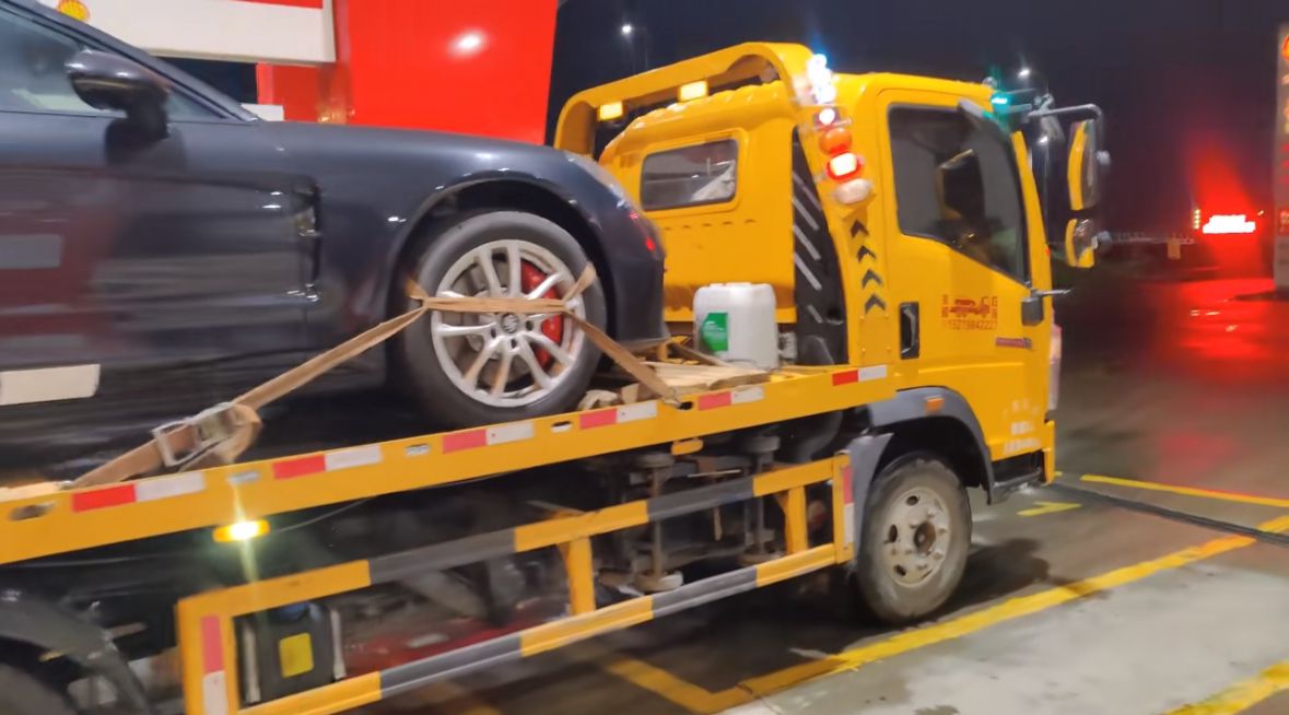 马鞍山行车途中遇到突发状况该如何呼叫道路救援？